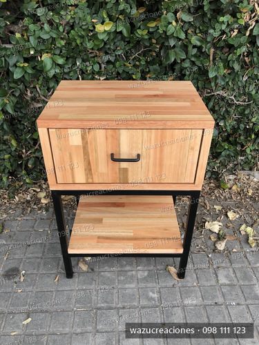 Mesa De Luz Industrial Con Cajon Madera Finger Y Hierro Brillante